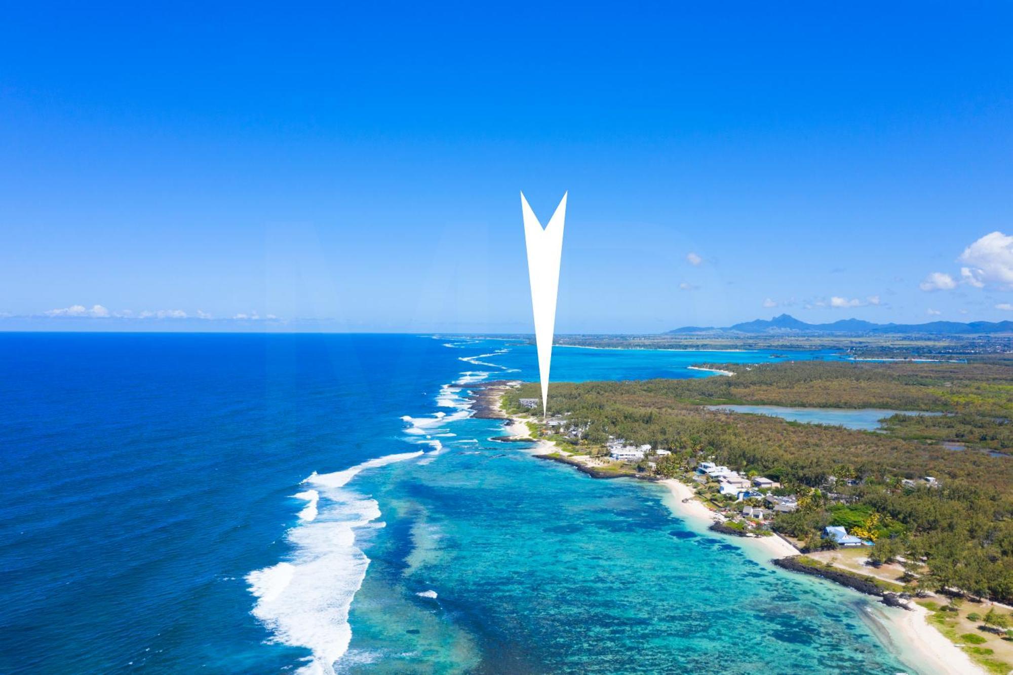 White&Blue Beachfront Luxury Poste Lafayette Exterior foto
