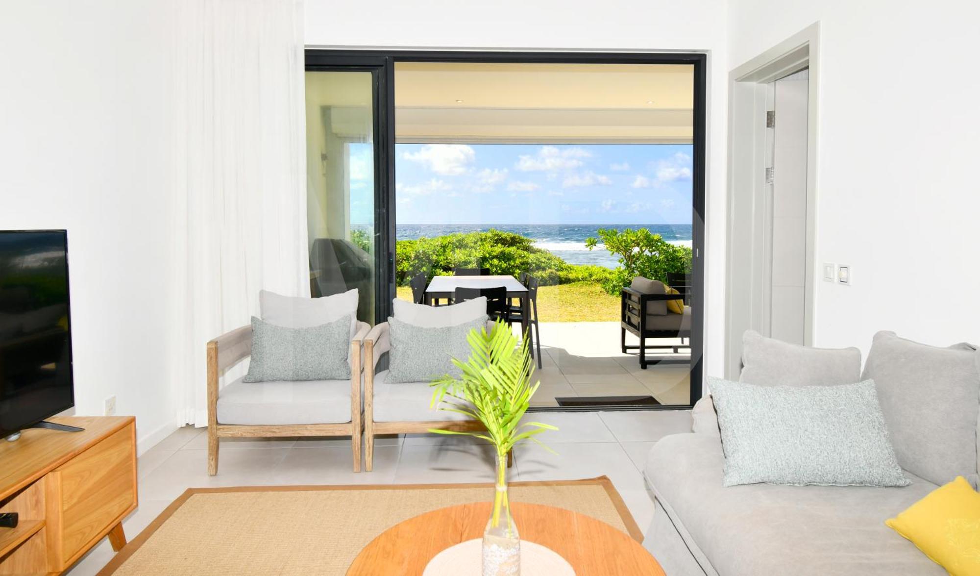 White&Blue Beachfront Luxury Poste Lafayette Exterior foto