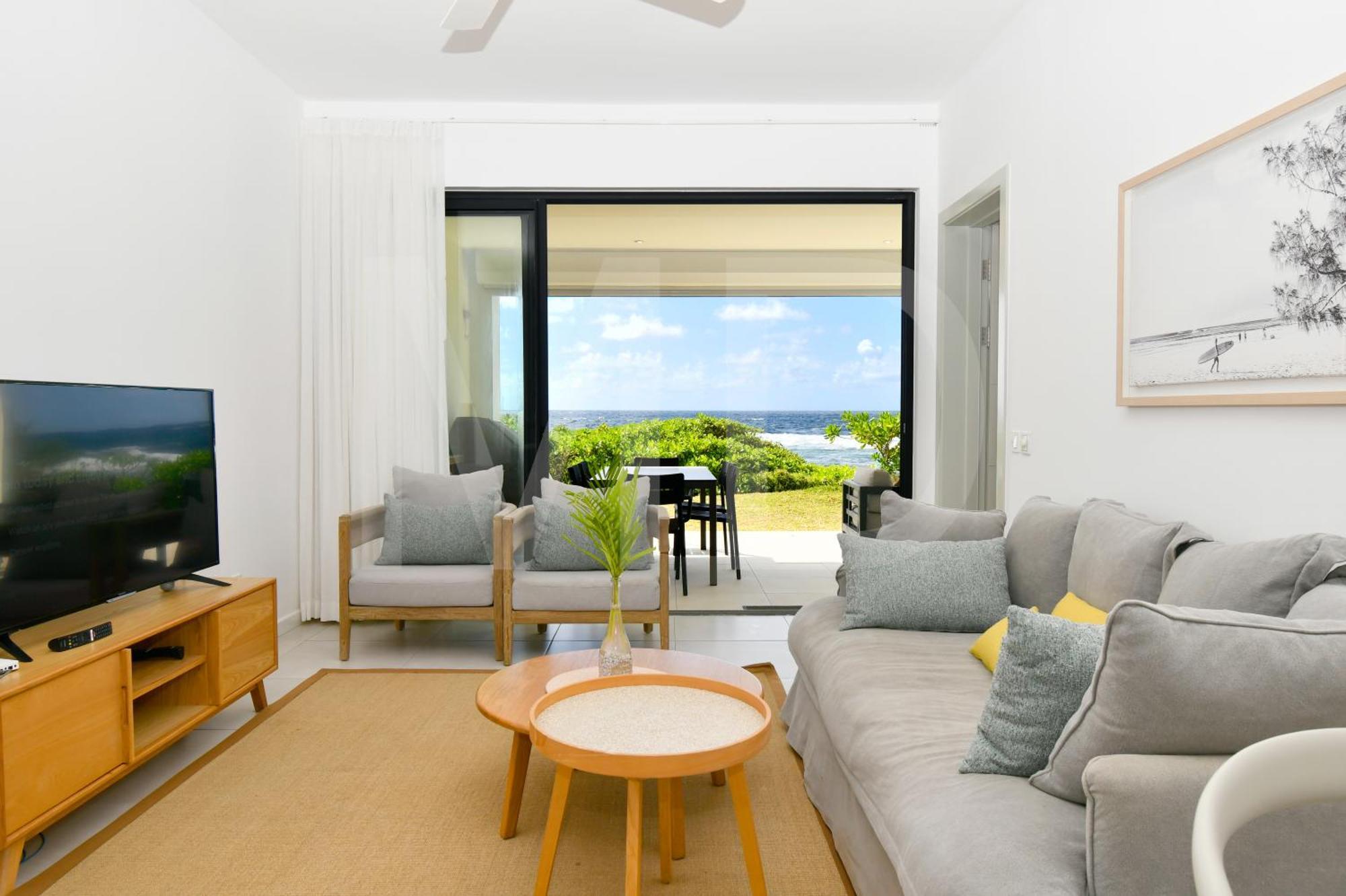 White&Blue Beachfront Luxury Poste Lafayette Exterior foto